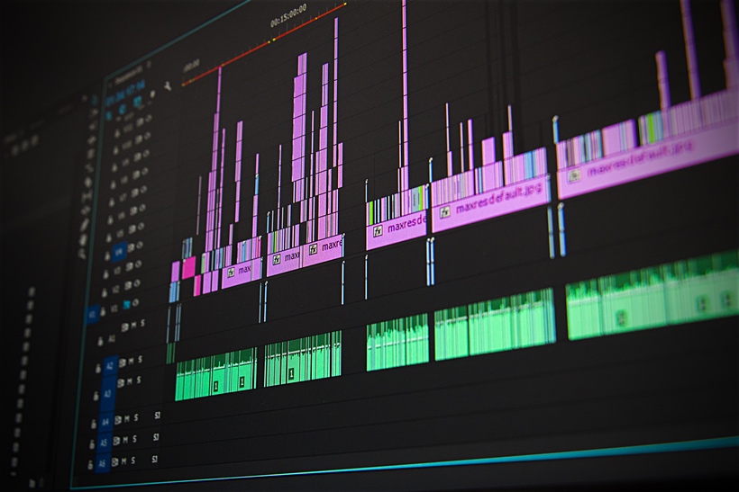 Digital editing timeline